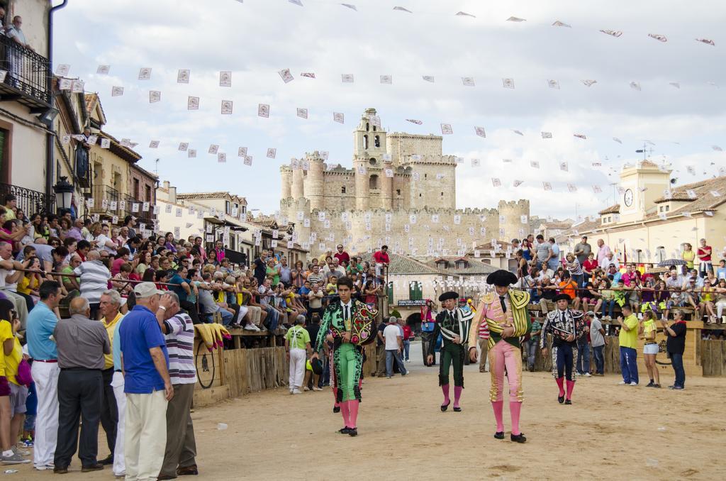 Posada El Zaguan Turégano Exterior foto